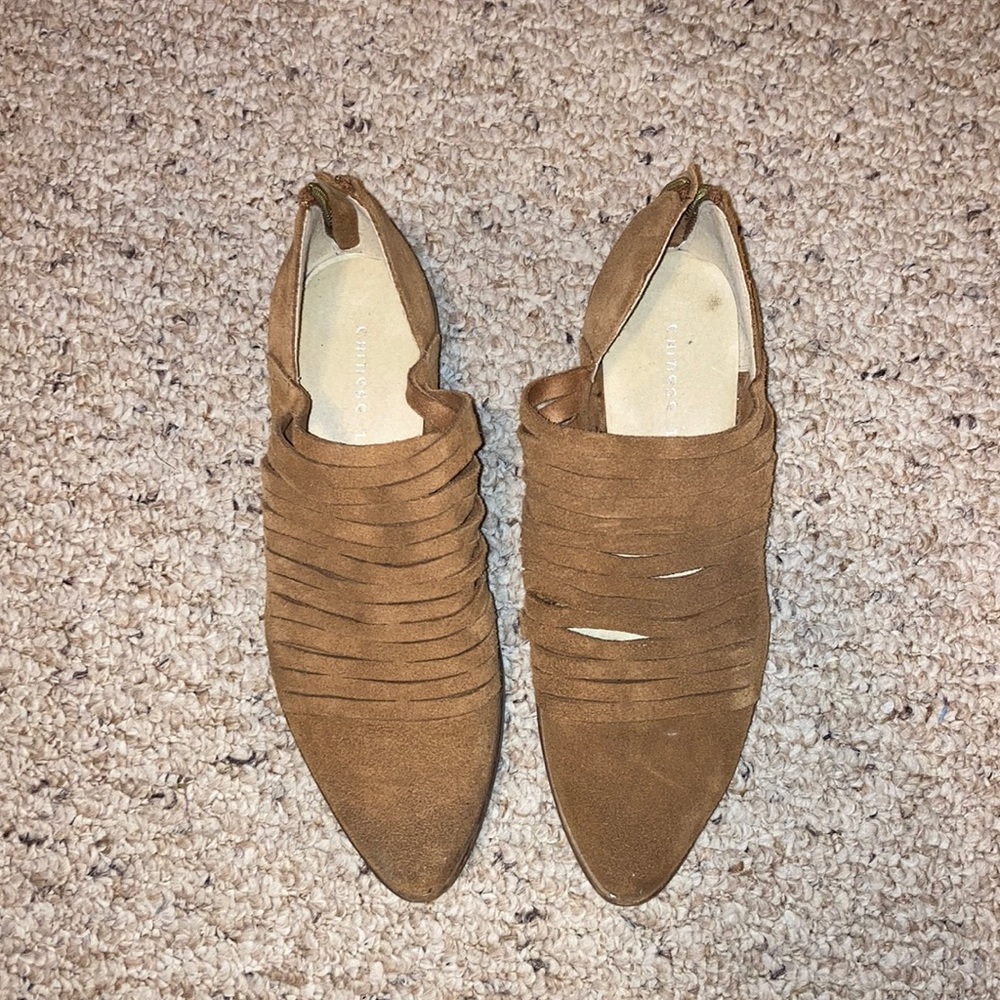 Chinese laundry suede shoes